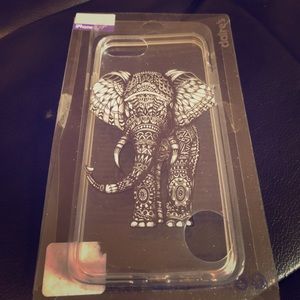 *NIB* iPhone 6/7 case Elephant Clear Case
